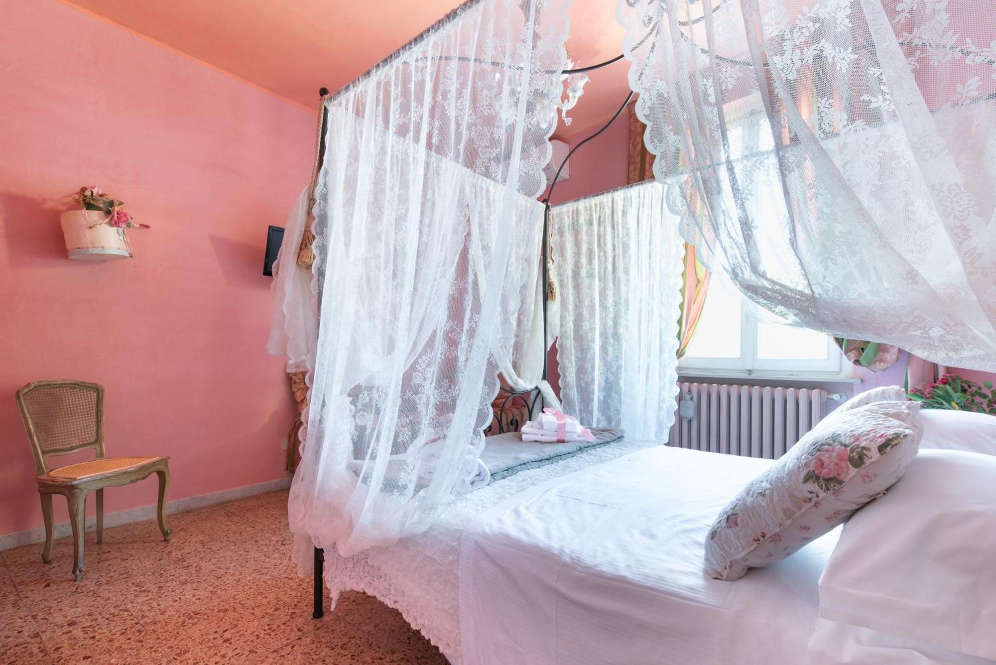 Bibi Boutique Arezzo Living Suite Rosafragola & Verdeconiglio المظهر الخارجي الصورة