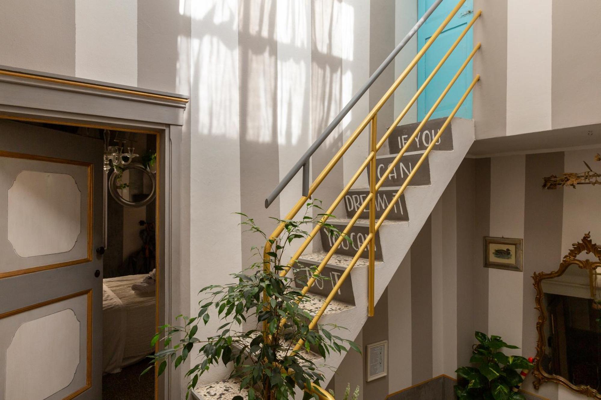 Bibi Boutique Arezzo Living Suite Rosafragola & Verdeconiglio المظهر الخارجي الصورة