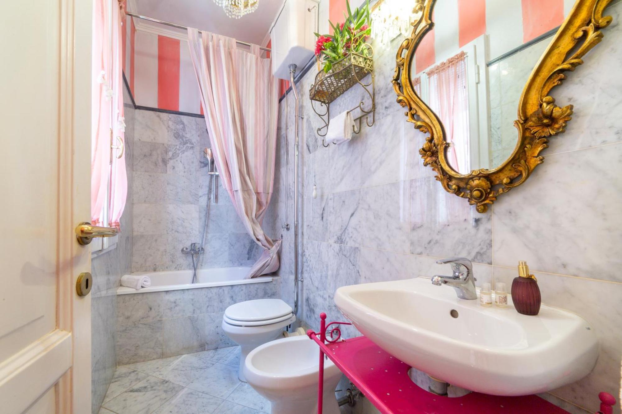 Bibi Boutique Arezzo Living Suite Rosafragola & Verdeconiglio المظهر الخارجي الصورة